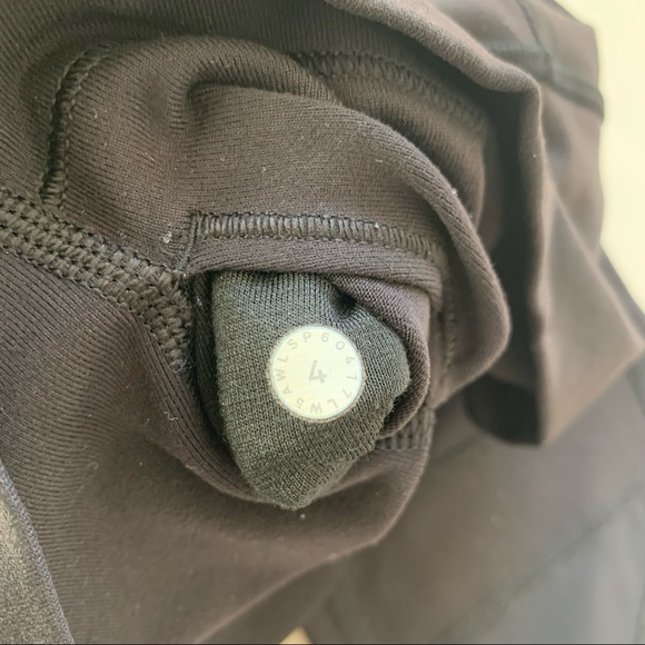 Lululemon Tech Mesh Wunder Under HR Tight 28” 4 - Picture 7 of 8